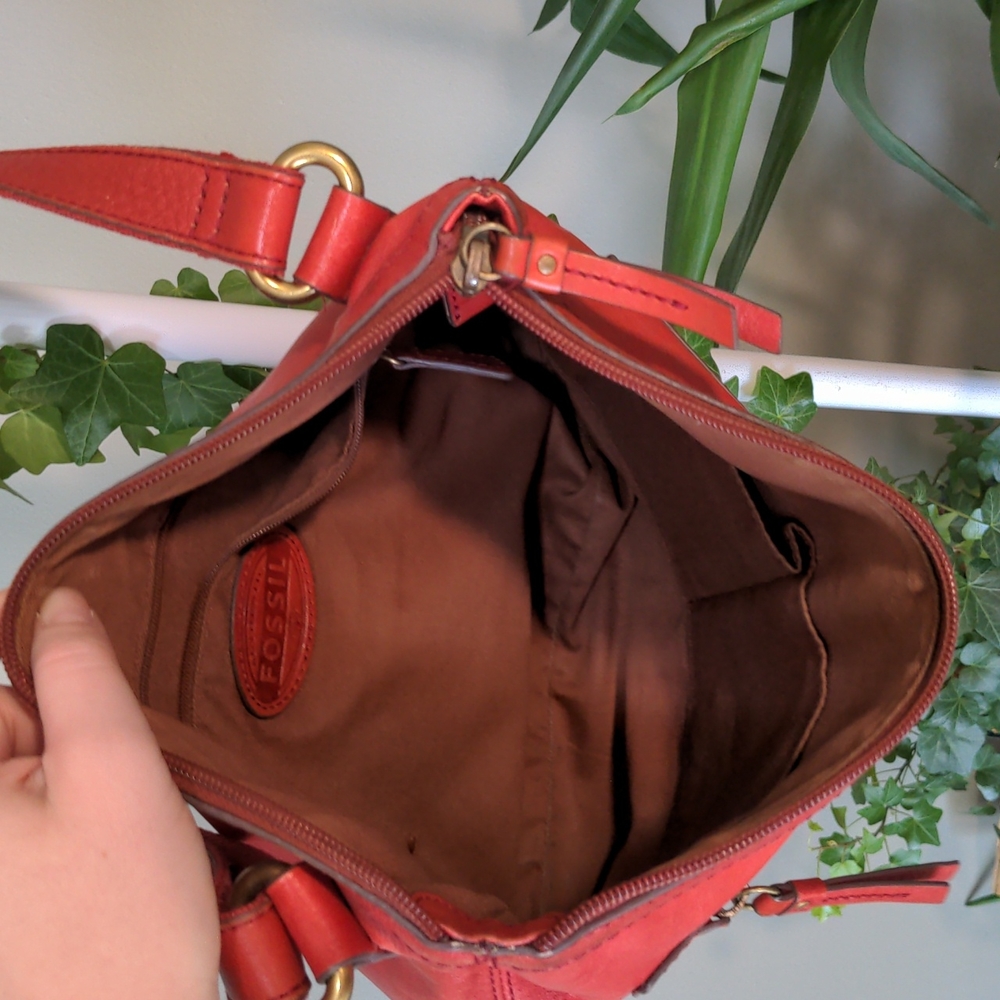 Fossil brand brick / muted red leather crossbody purse pre-loved - Picture 10 of 11